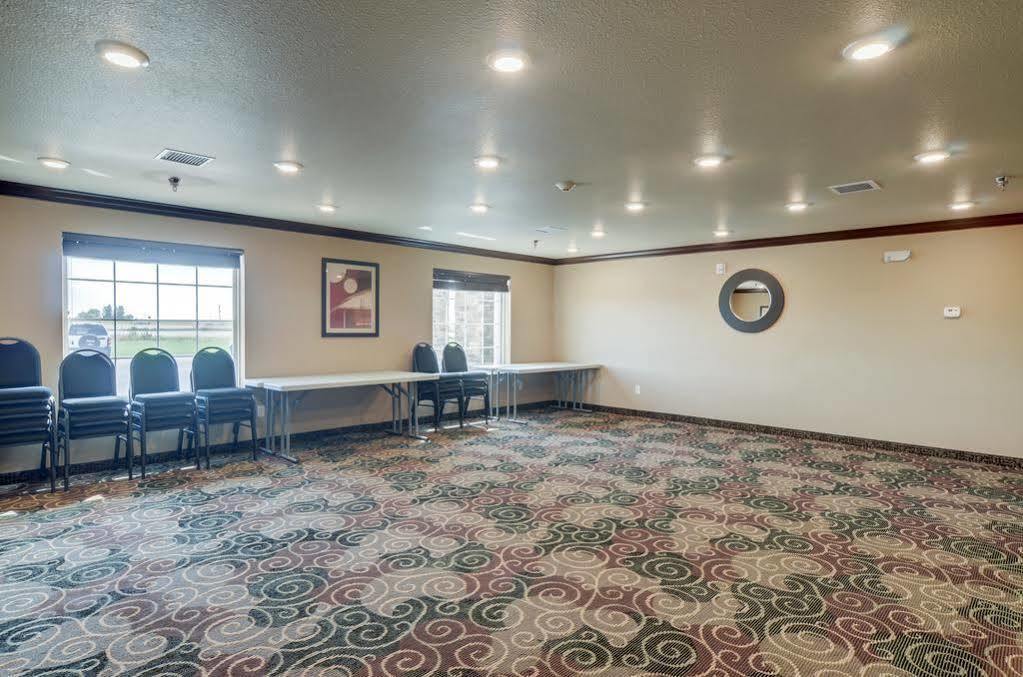 Cobblestone Inn & Suites - Lakin Exterior foto
