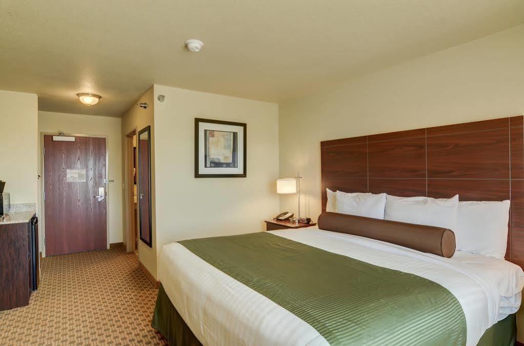 Cobblestone Inn & Suites - Lakin Exterior foto