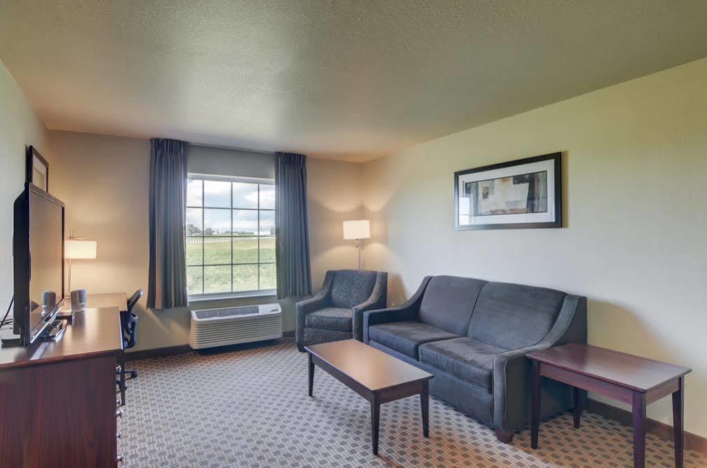 Cobblestone Inn & Suites - Lakin Exterior foto